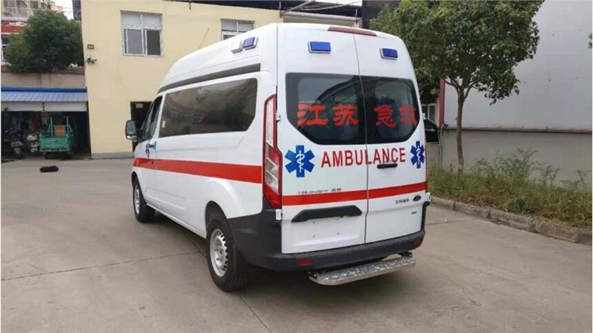 福特362救護車出口報價