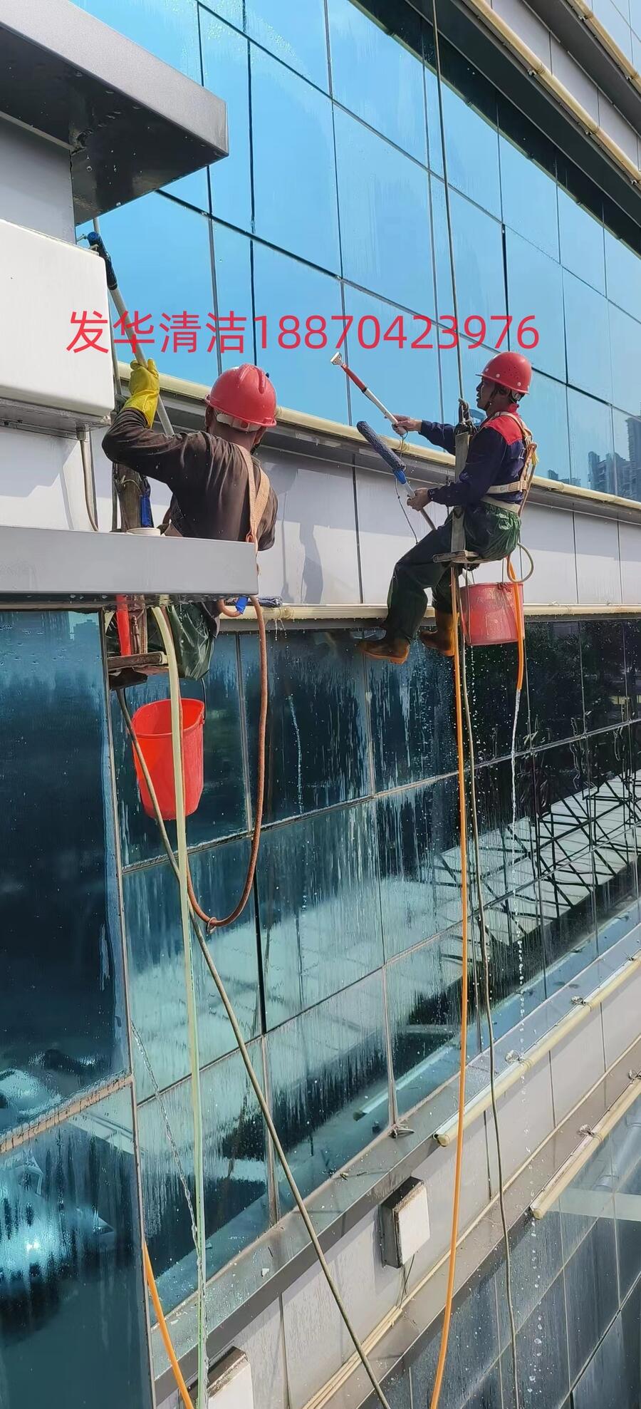 福建南平市百葉窗安裝蜘蛛人玻璃幕墻鋁塑板清洗瓷磚空鼓修復(fù)