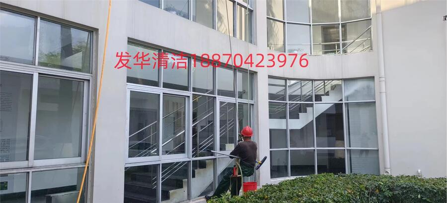 福建其它地區(qū)外墻防水施工團(tuán)隊(duì)聯(lián)系方式玻璃幕墻鋁塑板清洗瓷磚空鼓修復(fù)