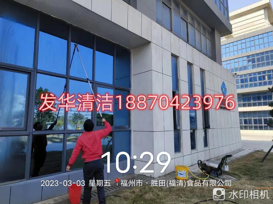 福建寧德市外墻防水施工團(tuán)隊聯(lián)系方式玻璃幕墻鋁塑板清洗外墻空鼓敲掉