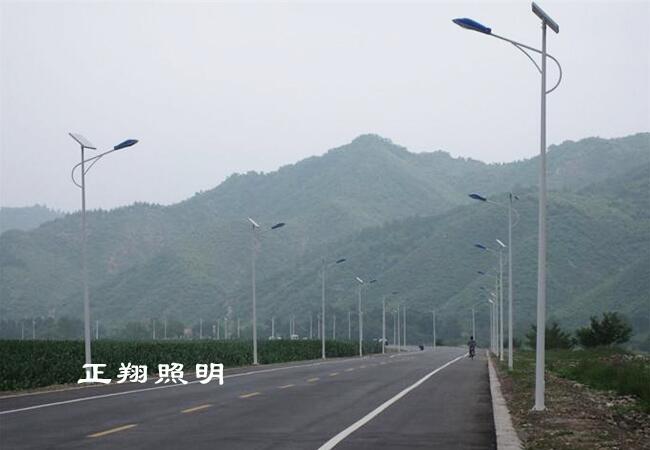 太陽能路燈讓照明行業(yè)存在無限機(jī)會(huì)