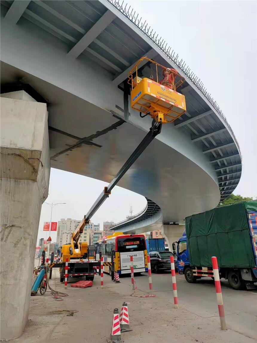 鋼結(jié)構(gòu)焊接、高空作業(yè)車出租、吊籃車出租、送人車出租