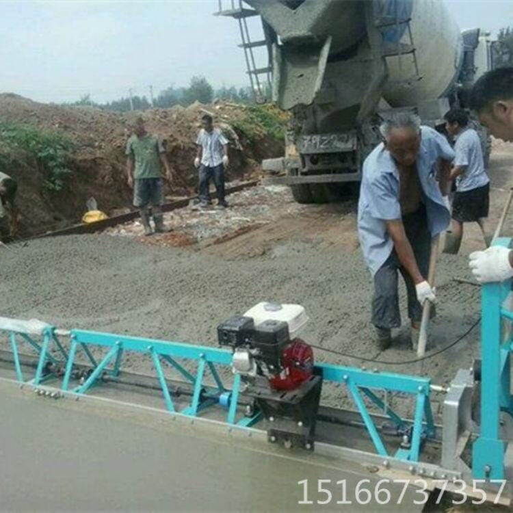 混凝土路面整平機(jī)框架式混凝土鋪路機(jī)路面鋪路機(jī)