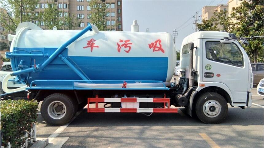 朔州東風(fēng)五噸吸污車(chē)出廠價(jià)格