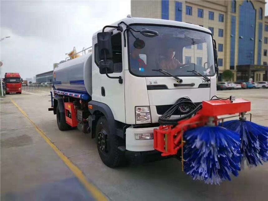 哈密地區(qū)除雪車-道路除雪車-市場報價