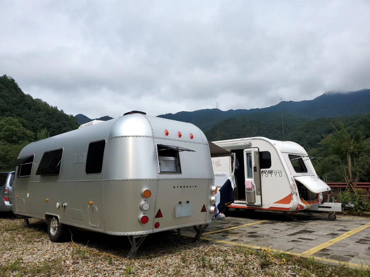 上海租車公司 出租進口拖掛房車 拍視頻租進口拖掛房車? 進口拖掛房車租賃靜態(tài)展示