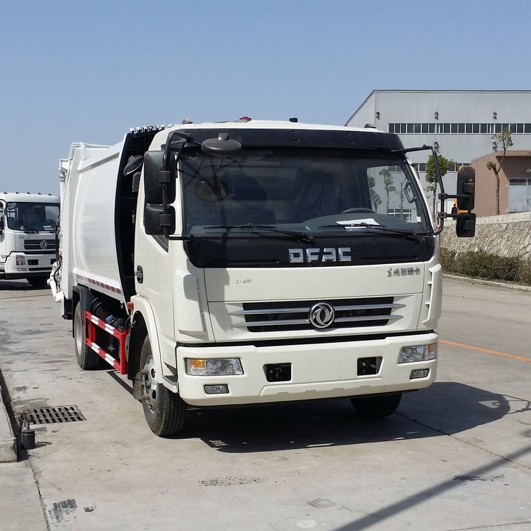 仙桃市多功能洗掃車  掃路吸塵洗掃車報(bào)價(jià)