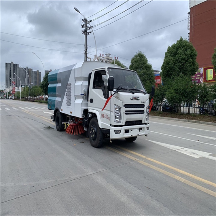 黃浦區(qū)長寧區(qū)國六東風(fēng)5方洗掃車市場行情