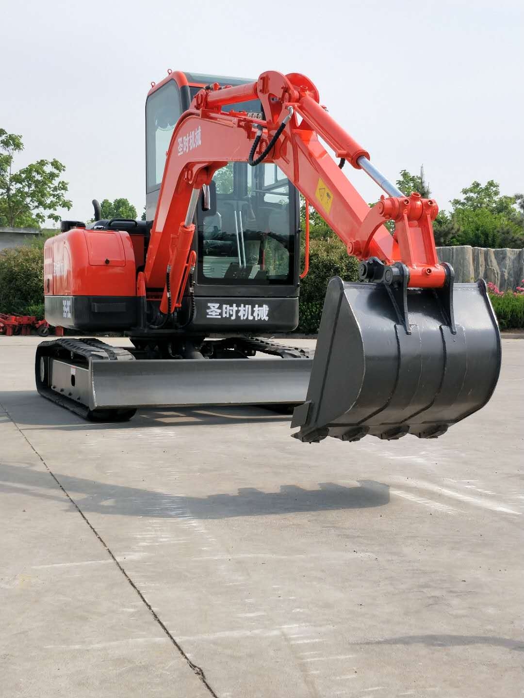 江蘇挖掘機生產(chǎn)廠家 挖樹坑用挖掘機 小型挖土機出廠價 履帶式挖掘機