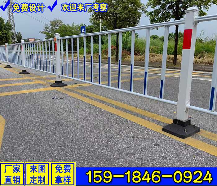 鳳崗鎮(zhèn)鳳嘉路U型護(hù)欄安裝 惠州公路交通欄桿