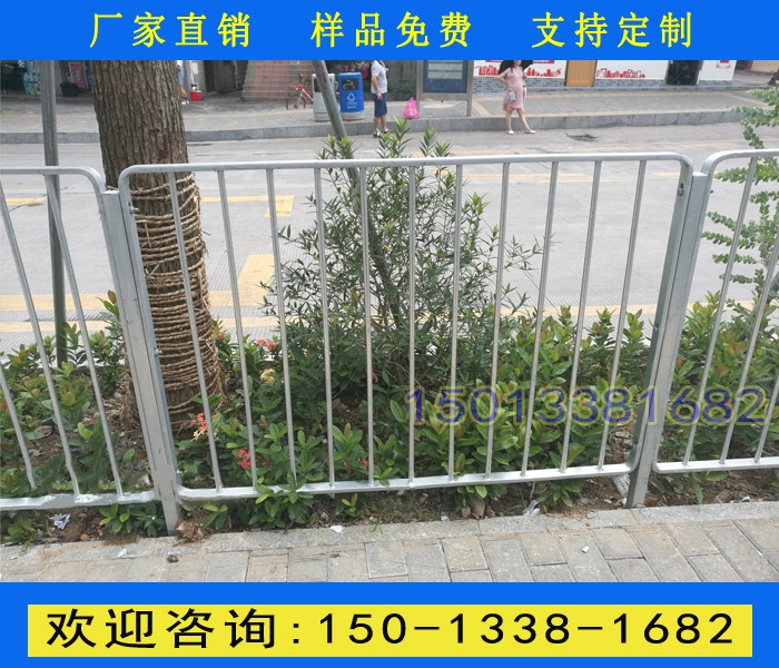 南山路中間阻斷護(hù)欄廠家 深圳批發(fā)人行道欄桿