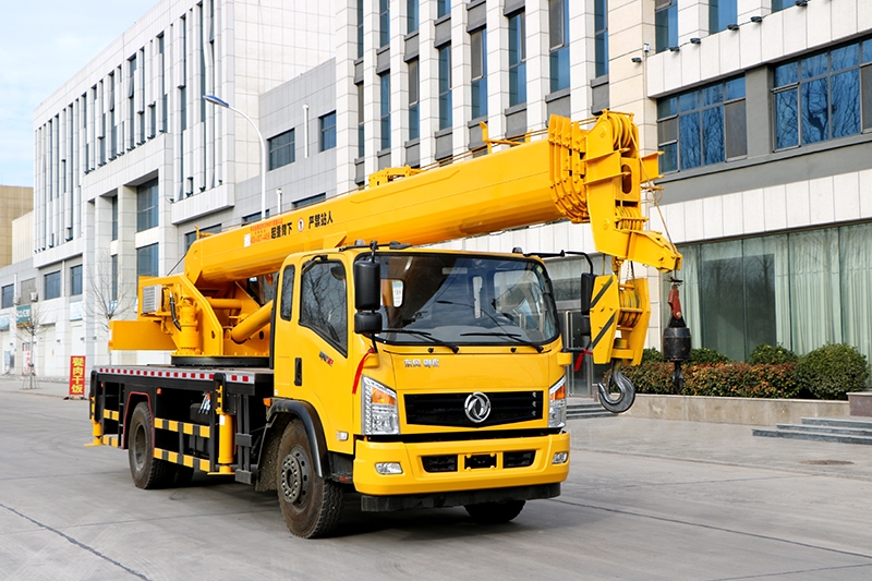 秀城區(qū)低價處理16噸小吊車 16噸汽車吊的性能參數(shù)  質(zhì)量保證