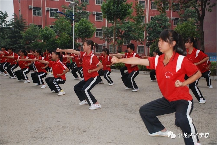 嵩山少林寺武術(shù)學(xué)校：周末休息一天