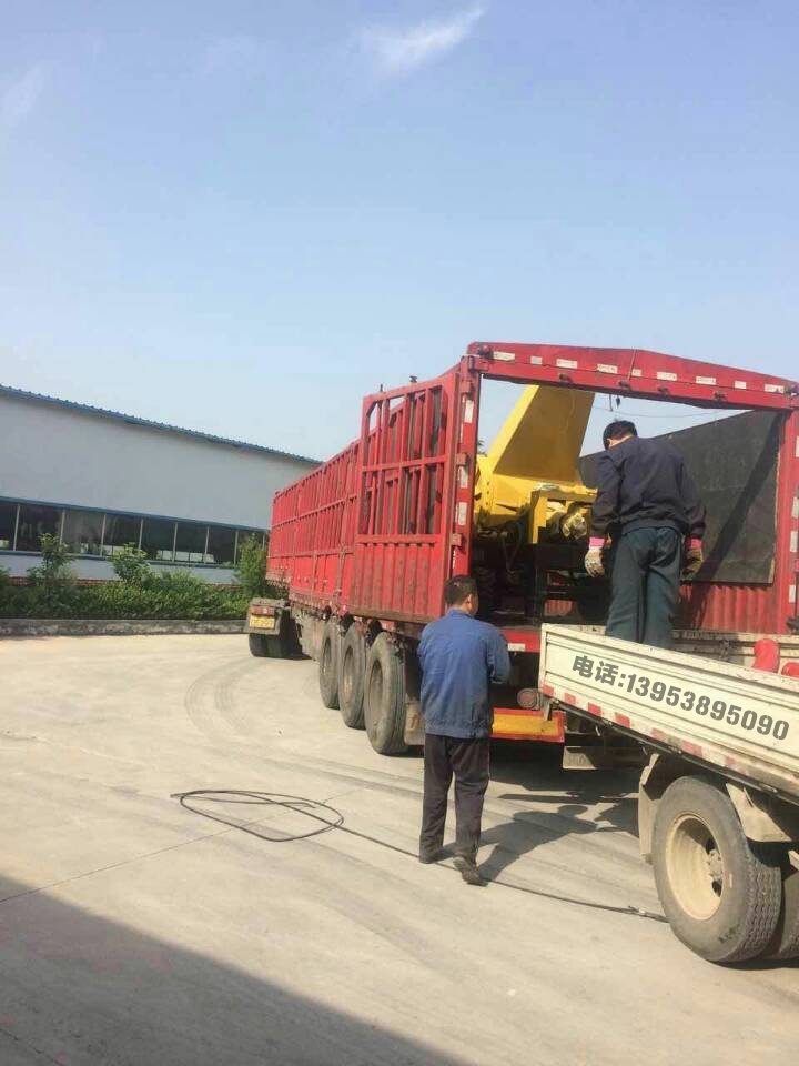 呂梁礦用混凝土泵/詳細配置及報價,邯鄲礦建工程處