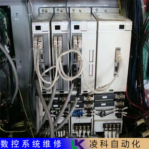 樂康數(shù)控系統(tǒng)通電就跳閘開機(jī)就黑屏維修成功率高