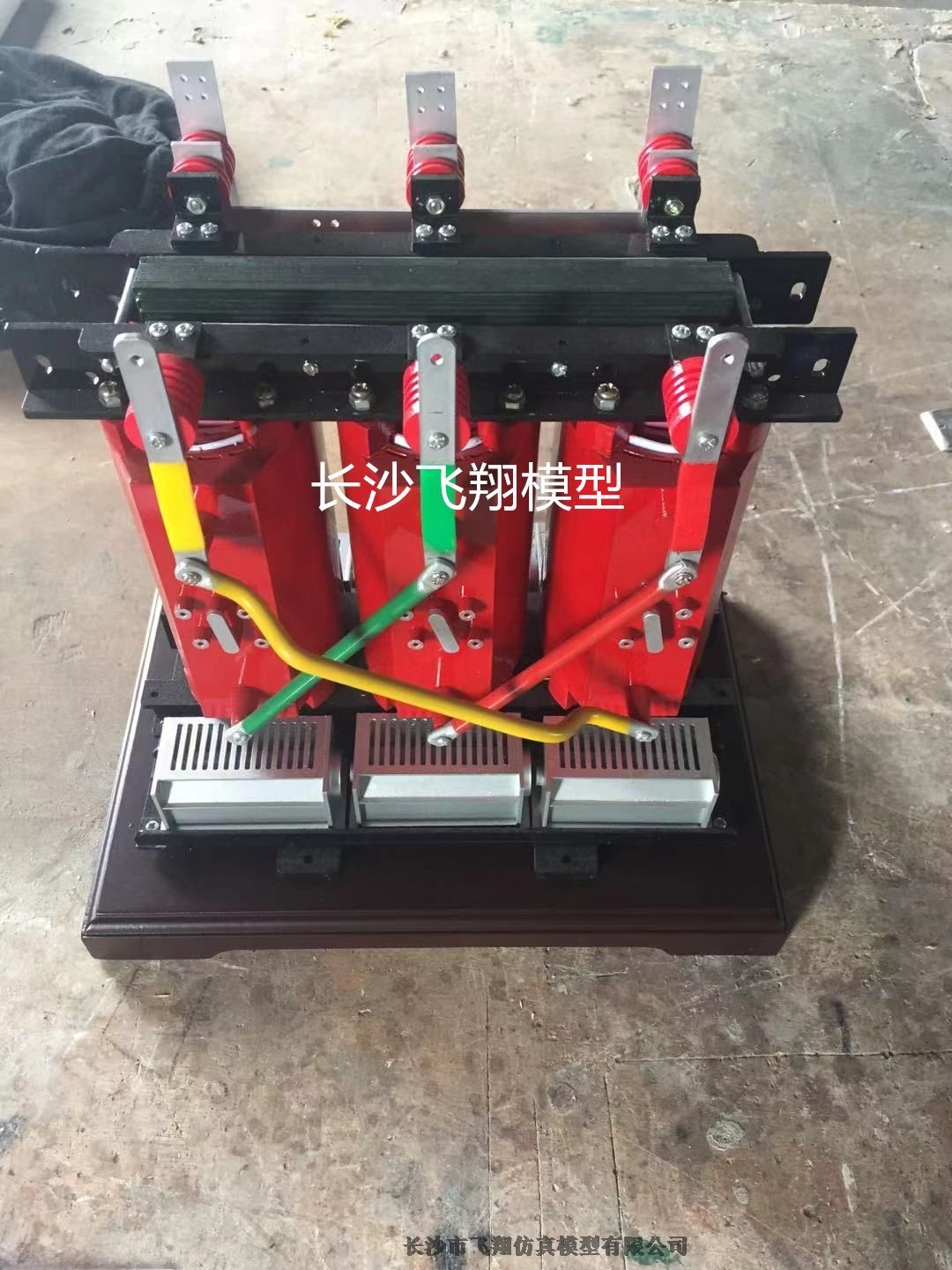 500KV油浸式變壓器模型長(zhǎng)沙飛翔模型制作精良