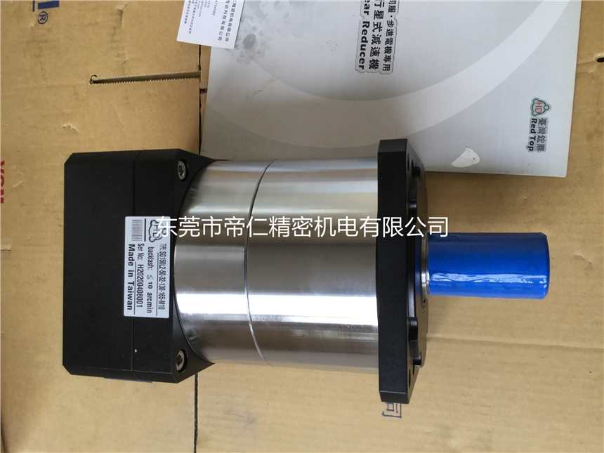 中國臺灣DF150L2-30-22-95鋐鼎DXF齒輪減速機DYF減速機