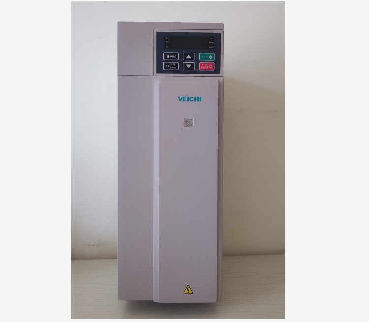 江蘇揚(yáng)州偉創(chuàng)變頻器AC310-T3-004G/5R5P-B