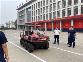 天水水陸兩棲全地形車(chē)廠家價(jià)格 宿州水陸兩棲車(chē)多少錢(qián)