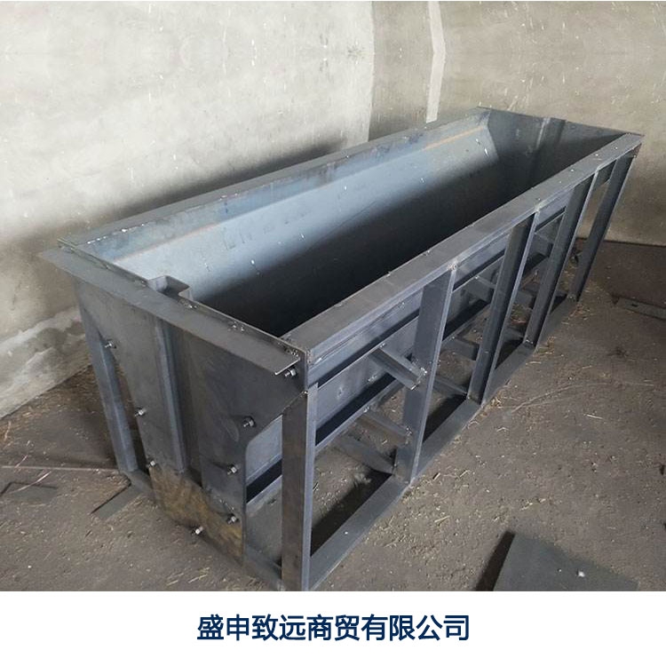 隔離墩模具水泥隔離帶模具預(yù)制公路分隔帶模具