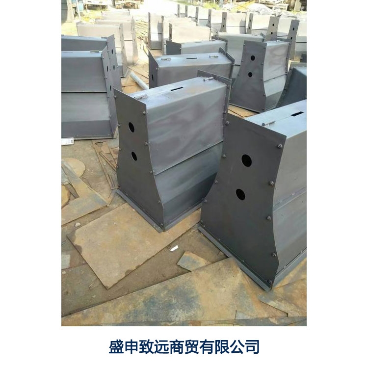 隔離墩模具廠移動式隔離帶模具制作欄桿隔離帶模具廠