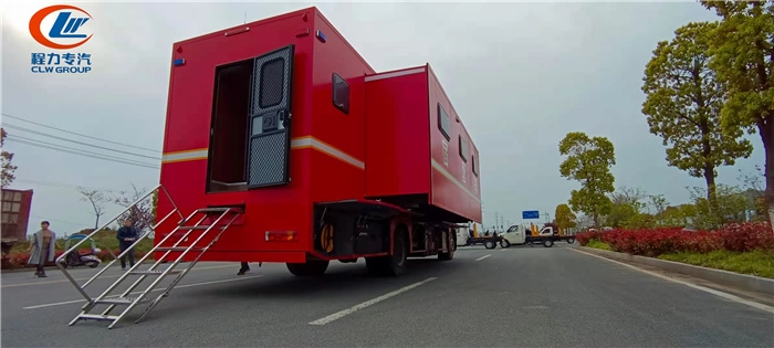 工程宿營車后勤保障車廠家