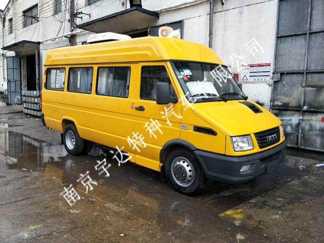 依維柯地鐵工程車  地鐵搶修車 電氣工程車  電氣應(yīng)急搶修車