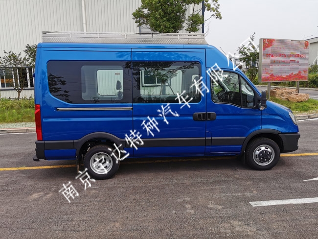 依維柯檢測(cè)車  A35檢測(cè)車 食品檢測(cè)車  宣傳服務(wù)車