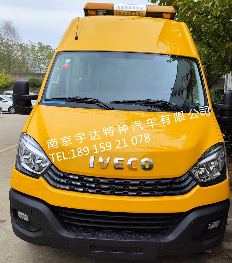 南京依維柯救險車 NJ5046XXHF3E	