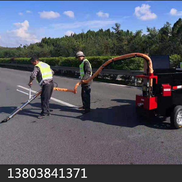 榆林市橫山縣小型瀝青灌縫機(jī)小型手推式灌縫機(jī)豫工歡迎你