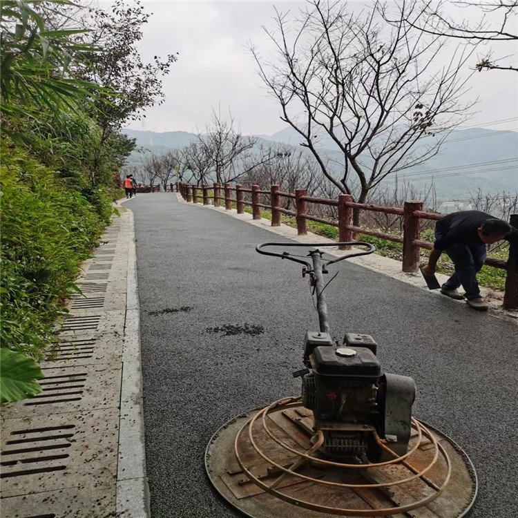 中恒瀝青鄉(xiāng)村道路瀝青施工隊 乳化瀝青供應