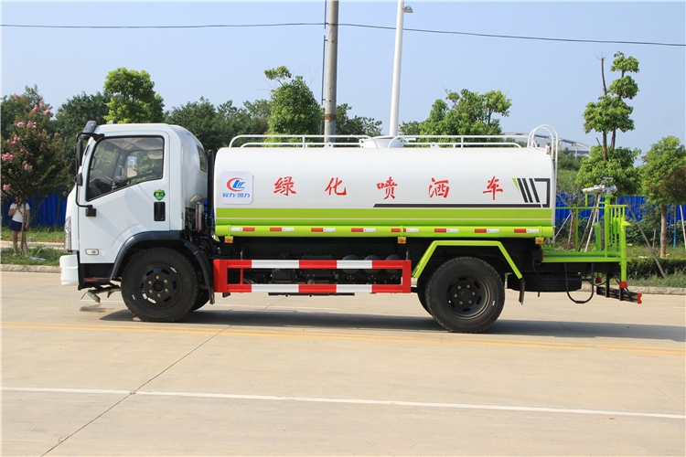 沙河灑水車哪里有賣 灑水車銷售點