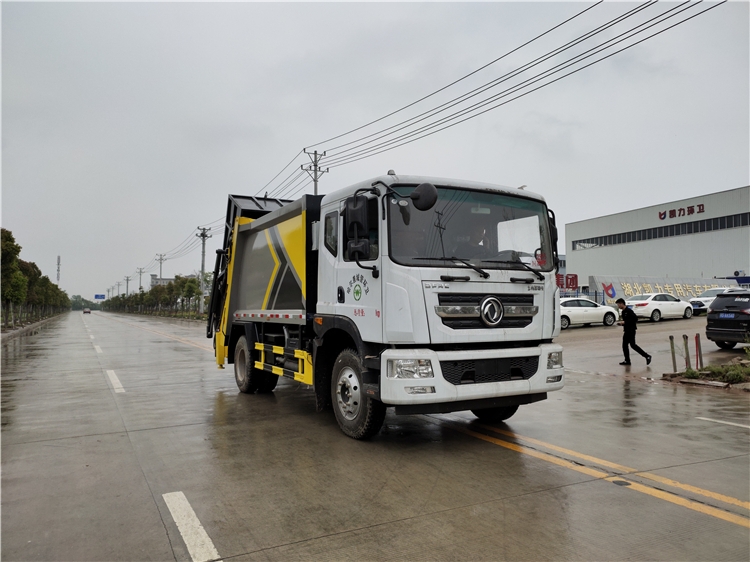 三門峽壓縮垃圾車哪里有賣_三門峽壓縮垃圾車現(xiàn)車_壓縮垃圾車廠家