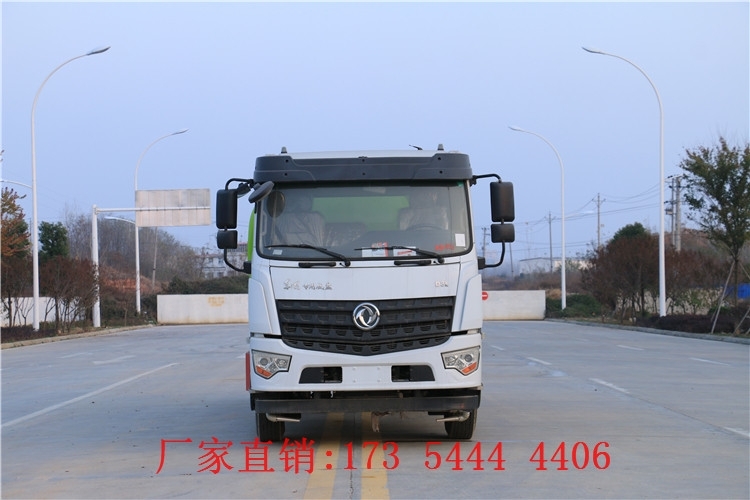 赤峰哪里有賣灑水車_公路灑水車 生產(chǎn)廠家