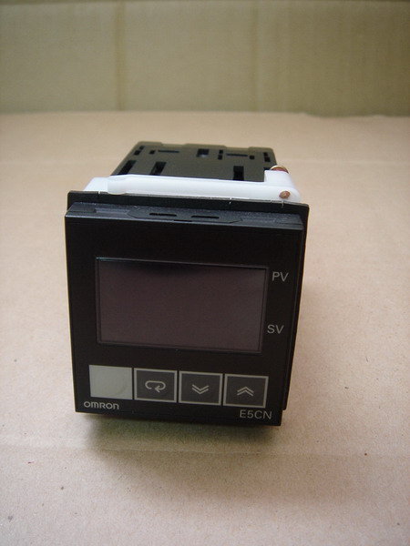 OMRON E5CN-C2MP-500廈門(mén)源真在倉(cāng)儲(chǔ)特價(jià)供應(yīng)