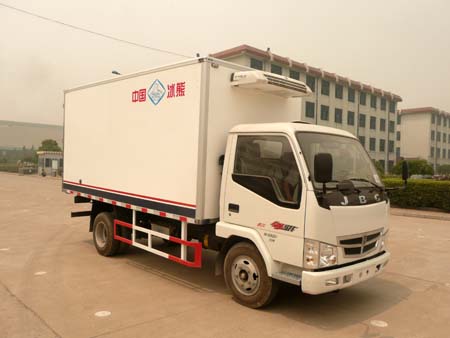 張家界冷藏車廠家，東風(fēng)冷藏車報(bào)價(jià)，小型冷藏車廠家，疫苗冷藏車