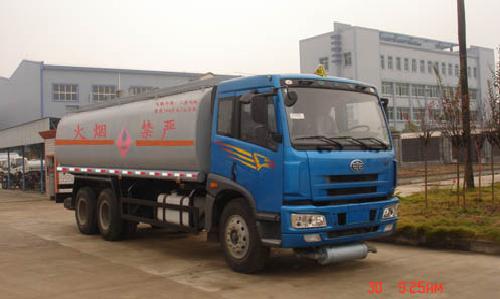 20-25立方化工槽車20-25m³化工液體運(yùn)輸車