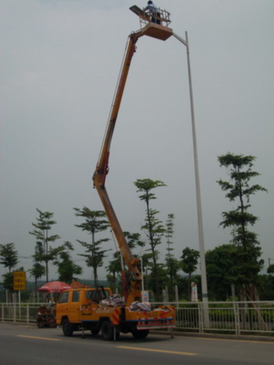 河南專業(yè)高空作業(yè)車租賃|河南專業(yè)出租高空作業(yè)車