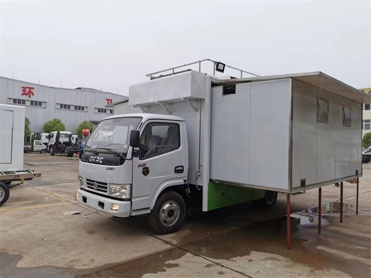 解放虎V藍牌炊事車多功能流動餐飲車自行式后勤飲食保障車