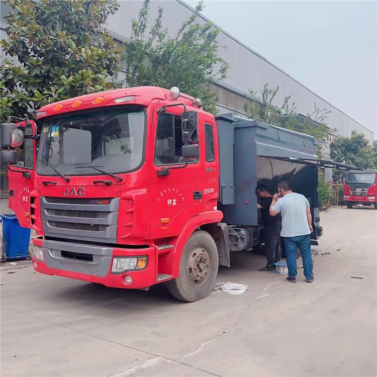 自走式撒布機大型汽車灰料撒布車路面建設白灰鋪灰車