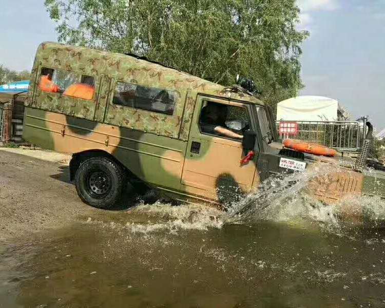 旅游景區(qū)水陸兩棲車體驗項目國防教育基地重點推廣兩棲類教育項目