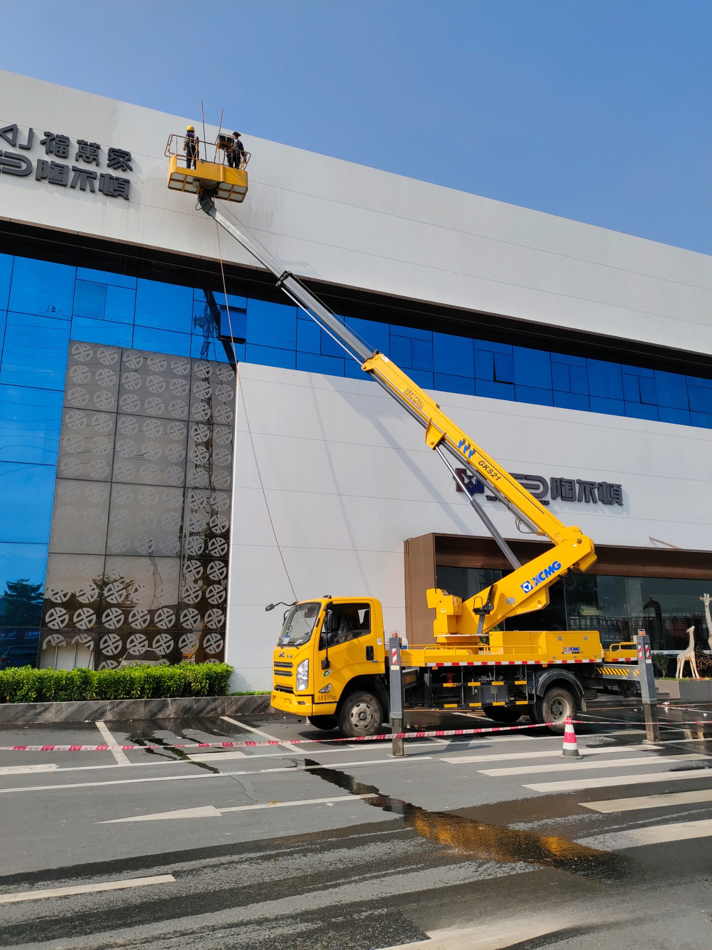 登高作業(yè)車租賃祥順機(jī)械車型齊全價格實惠可日租月租年租