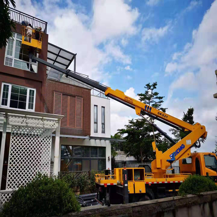 祥順機械本地直臂升降車出租各種高度噸位大牌設(shè)備就近派車