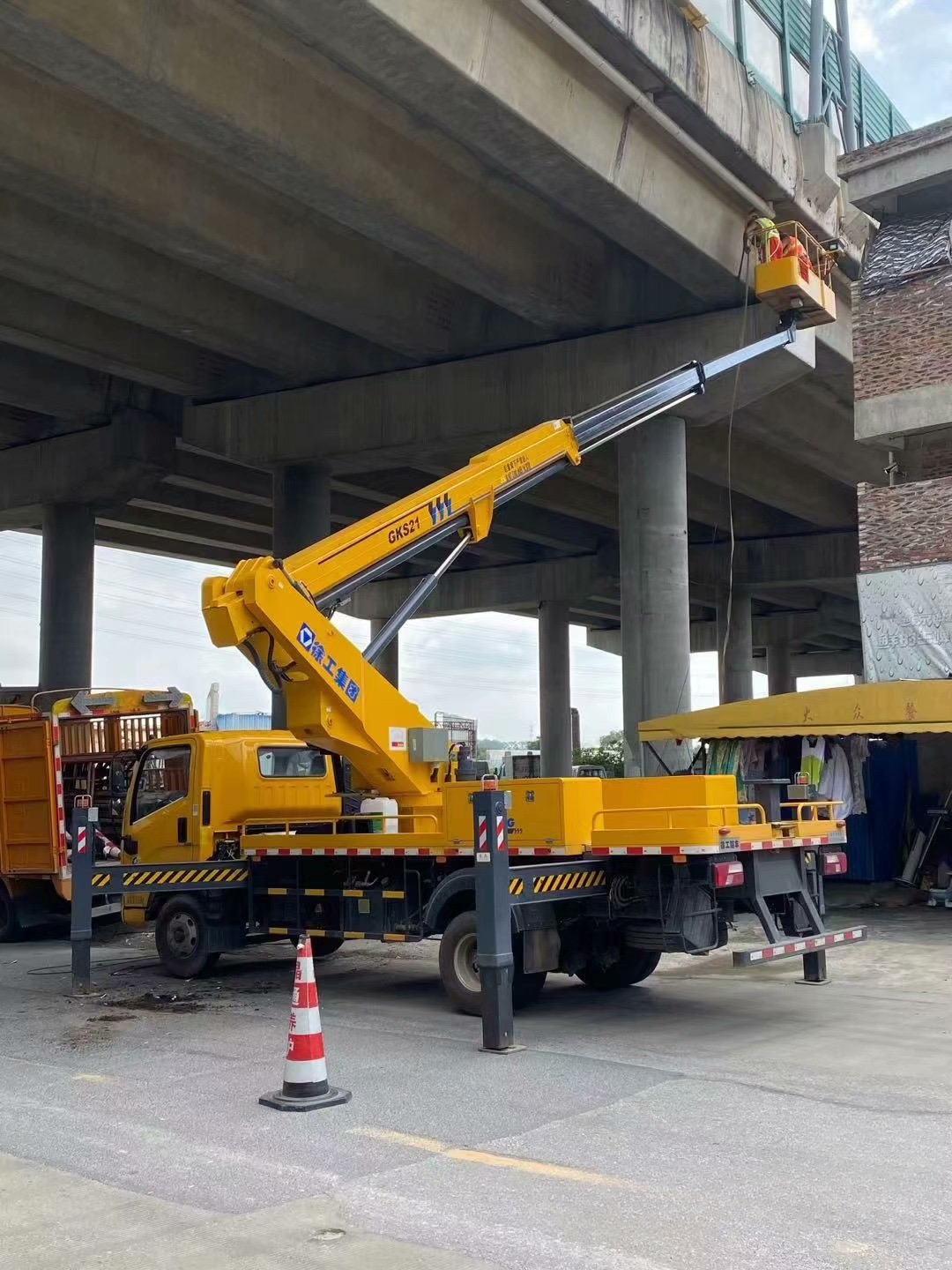 附近的登高作業(yè)車出租公司園林綠化高空作業(yè)車租賃祥順機械