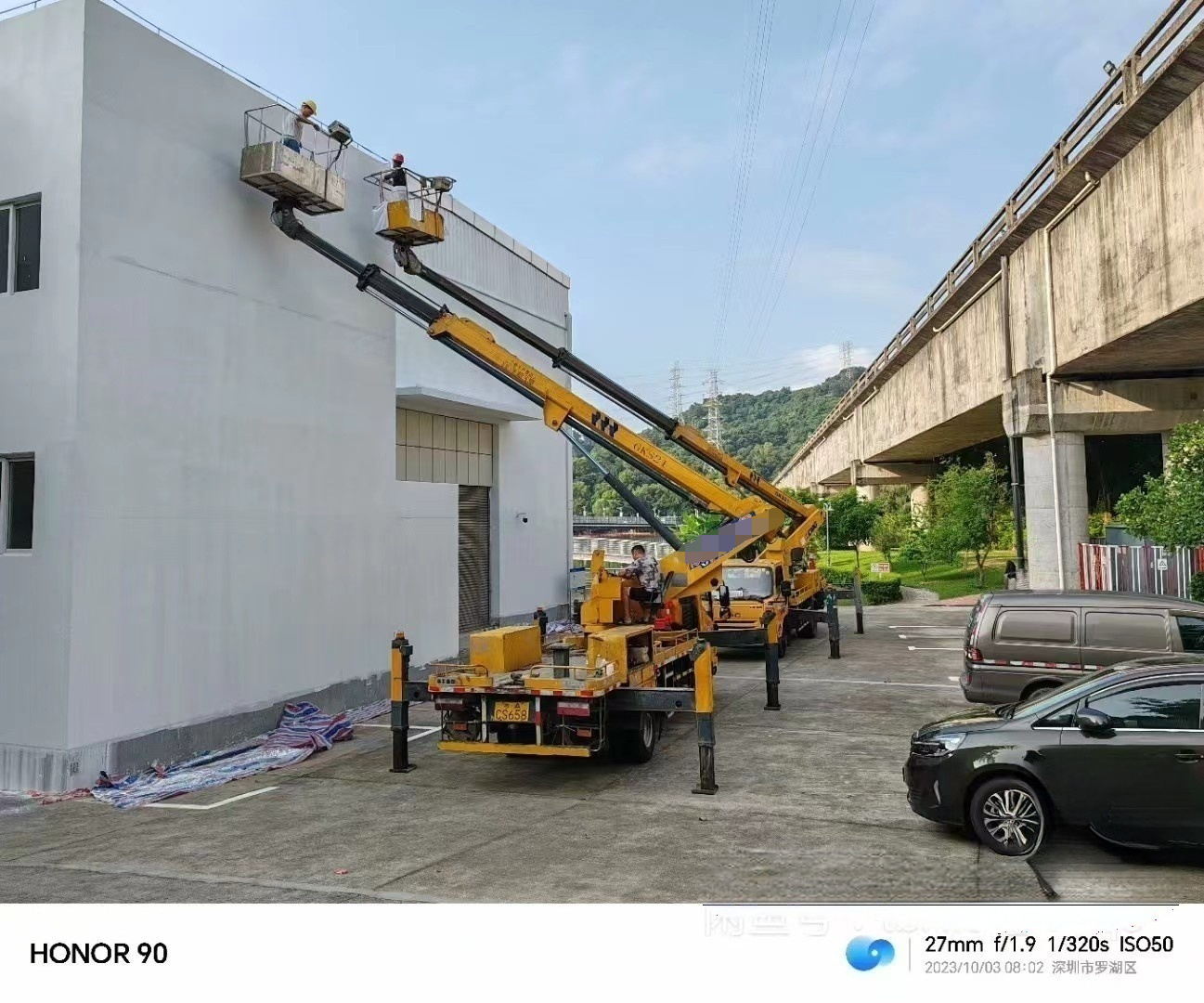 祥順升降車剪叉式平臺租賃廣告牌拆卸鋼結(jié)構(gòu)安裝登高作業(yè)車出租