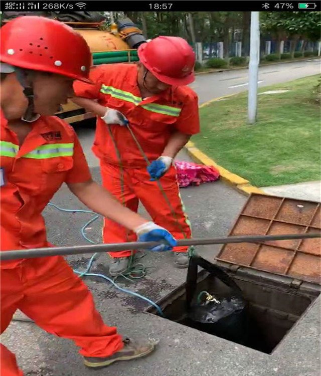 無錫市有限空間作業(yè)清理化糞池安全規(guī)范施工設備齊全公司