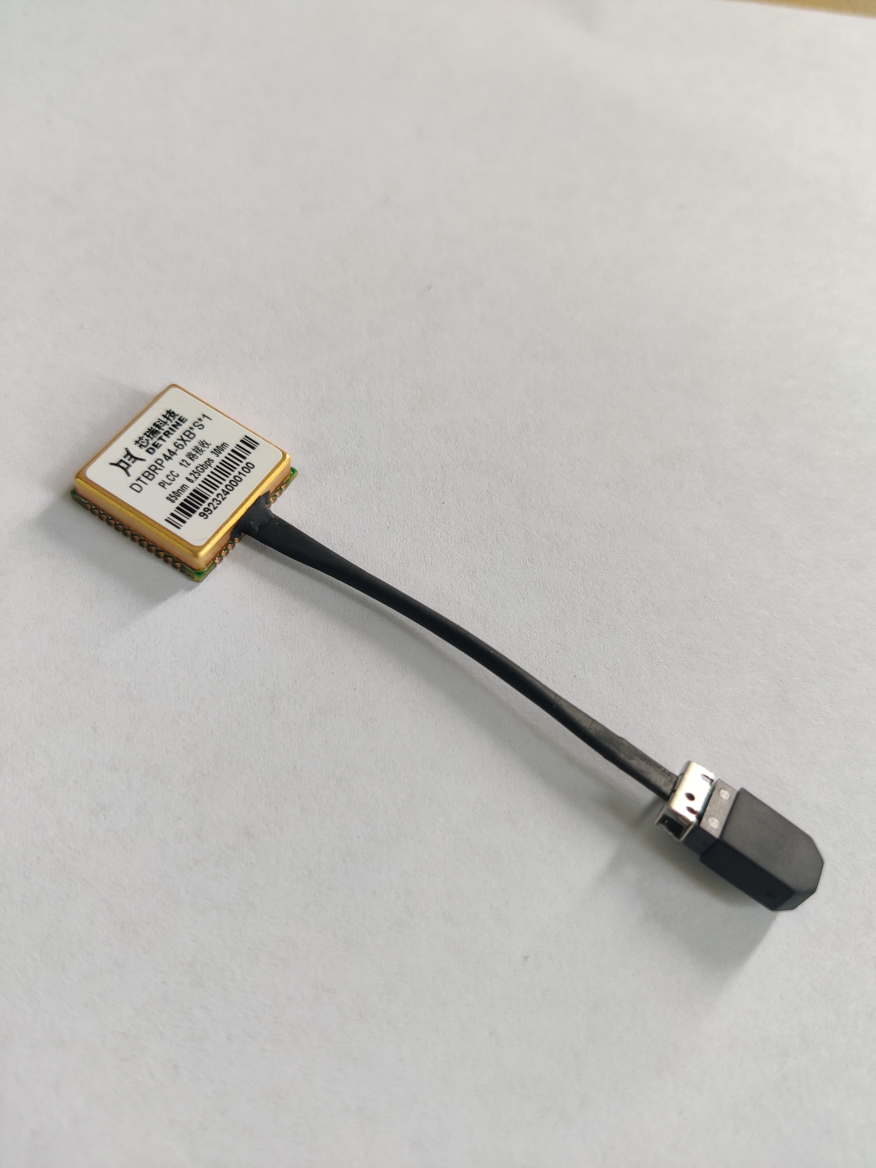 LCC光模塊可回流焊接6.25G850nm12路接收并發(fā)兼容中航光電HTA8529