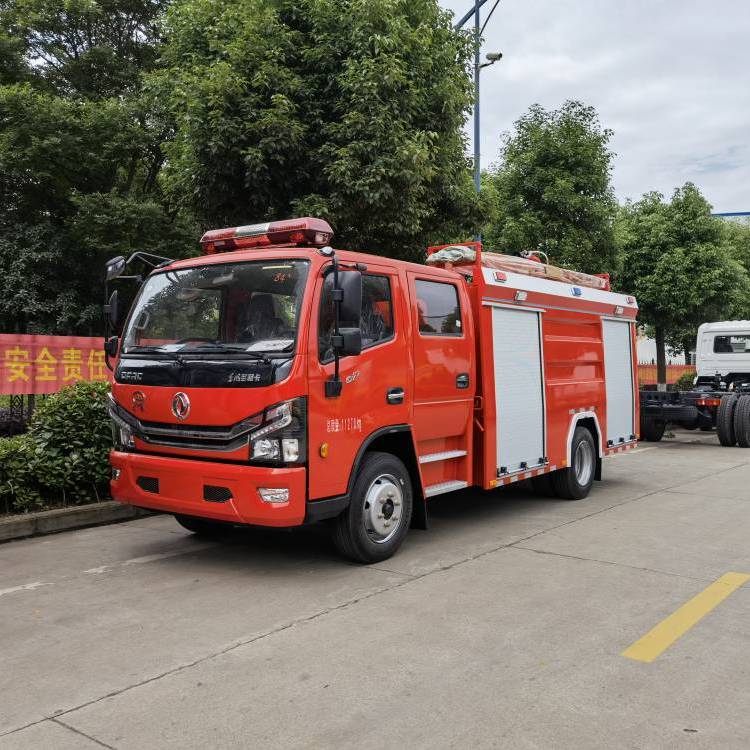 國(guó)六東風(fēng)多利卡5噸水罐消防車(chē)江特牌JDF5110GXFSG50\/E6型水罐消防車(chē)