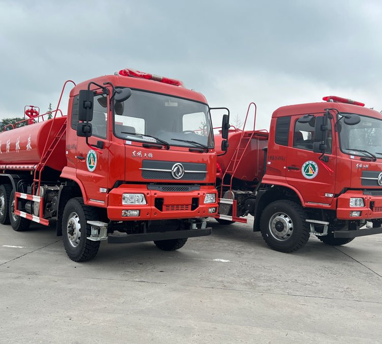 東風(fēng)六驅(qū)森林防火車潤知星牌SCS5165GPSDFV6型綠化噴灑車參數(shù)