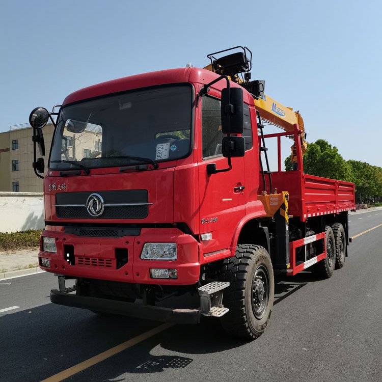 6x6隨車吊潤知星牌SCS5220JSQDFV6型隨車起重運(yùn)輸車品質(zhì)可靠